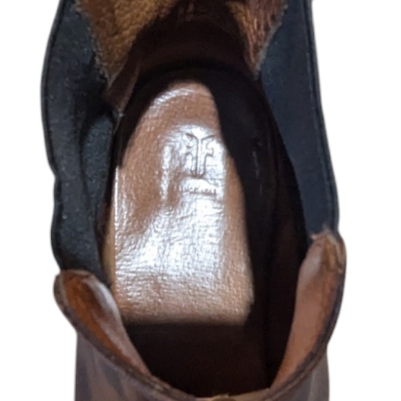 Frye Dara Leather Chelsea Ankle Boots Chocolate Brown size 11 Classic - Picture 6 of 9